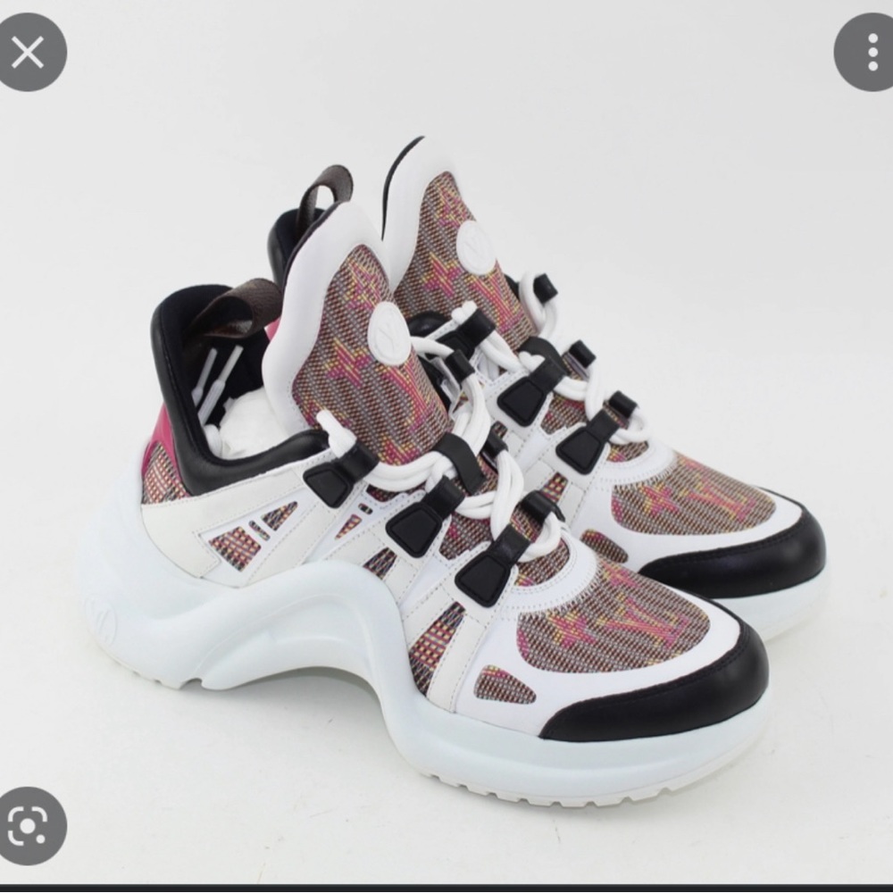 Louis Vuitton Archlights